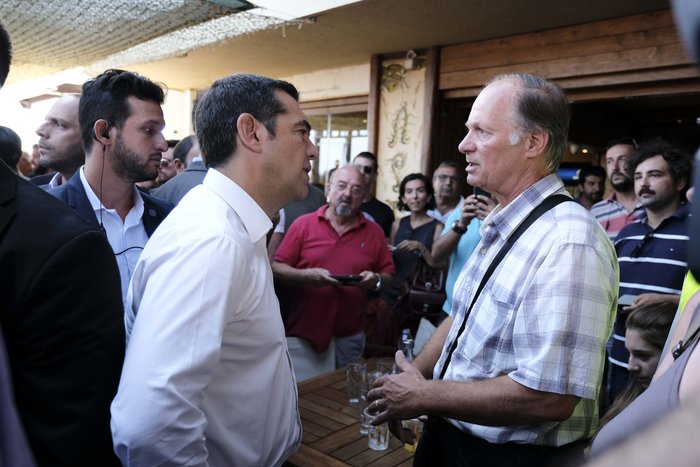 Επίσκεψη Τσίπρα στο Μάτι με υποσχέσεις: Θα έρχομαι κάθε μήνα - εικόνα 7