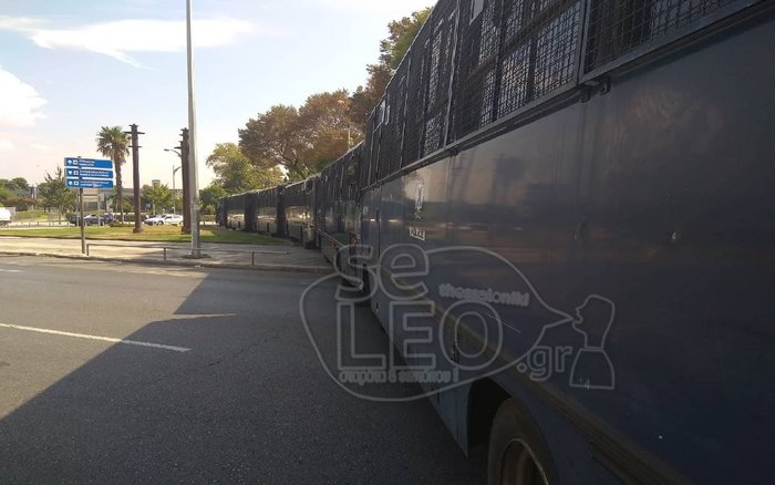Ενταση και επεισόδια στα συλλαλητήρια της Θεσσαλονίκης - εικόνα 23