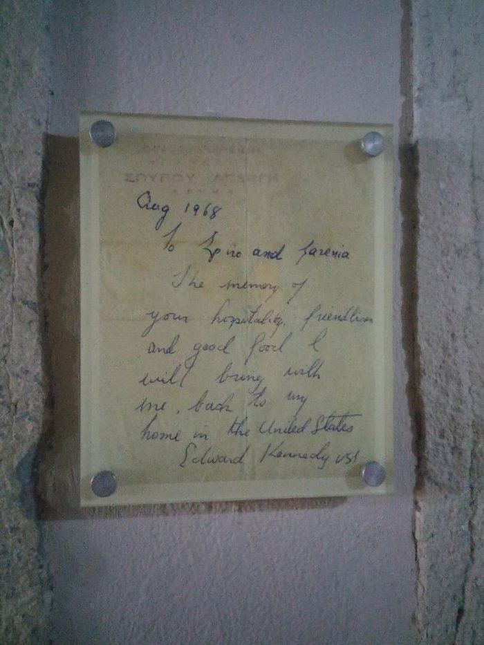 Το ιδιόχειρο σημείωμα του Έντουαρντ Κένεντι στους Παξούς [φωτό]