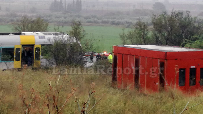 Σύγκρουση τρένου με ΙΧ στη Φθιώτιδα, 1 νεκρή - δύο τραυματίες - εικόνα 4