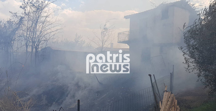 Μεγάλη φωτιά στον Πύργο Ηλείας - Εκκενώνεται οικισμός (βίντεο) - εικόνα 3