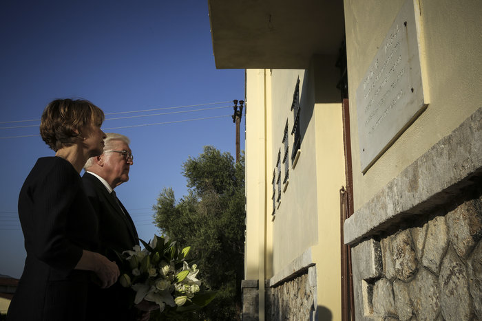 Συμβολική επίσκεψη Σταϊνμάγερ στο στρατόπεδο Χαϊδαρίου - εικόνα 6