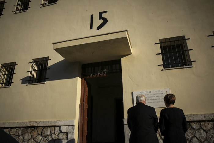 Συμβολική επίσκεψη Σταϊνμάγερ στο στρατόπεδο Χαϊδαρίου - εικόνα 5