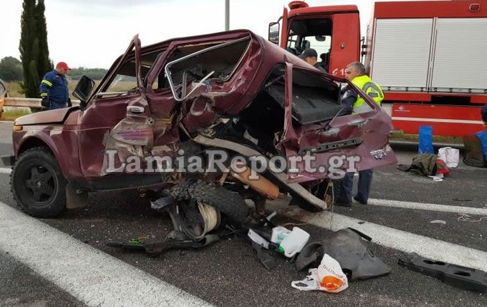 Θανατηφόρο τροχαίο στη Λαμία με νεκρό και δύο τραυματίες - εικόνα 3