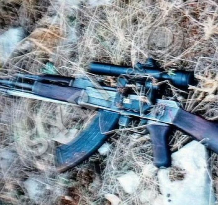 Αυτό είναι το καλάσνικοφ με τη διόπτρα που είχε ο Κατσίφας [φωτό]