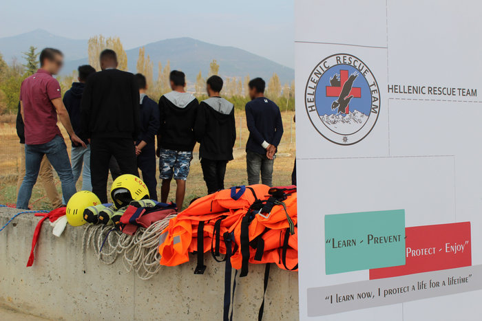 Εκπαίδευση προσφύγων στις πρώτες βοήθειες στη Θεσσαλονίκη (φωτό)