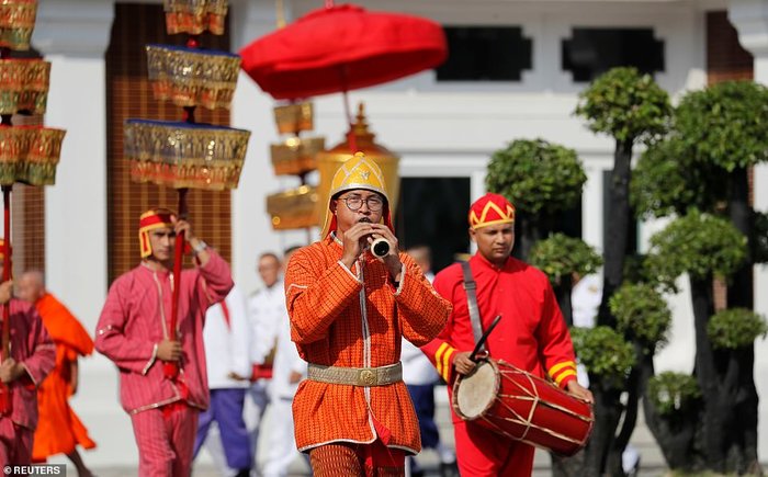 Βασιλικές τιμές στην κηδεία του ιδιοκτήτη της Λέστερ - εικόνα 2