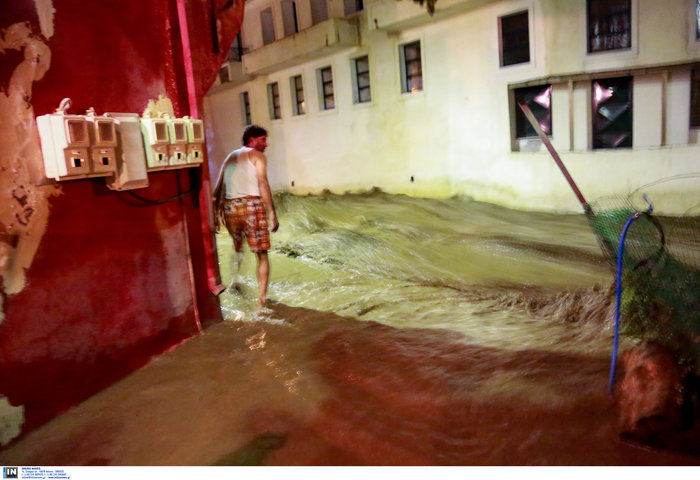 Μεγάλες καταστροφές από τις πλημμύρες στην Λέσβο - εικόνα 6