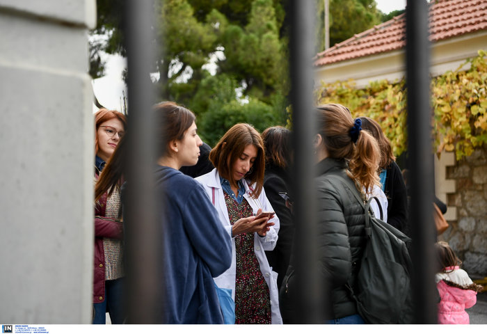 Εγκαταλελειμμένα 40 παιδιά έως 14 ετών στο Νοσοκομείο Παίδων «Αγία Σοφία» - εικόνα 2