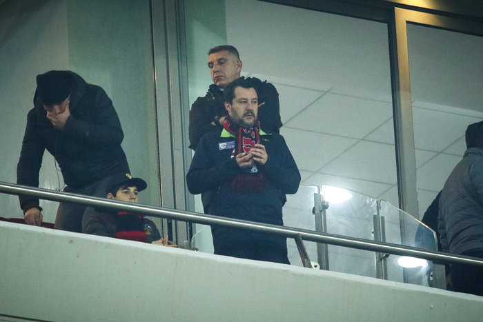 Αντιδράσεις για φωτογραφία του Σαλβίνι με καταδικασμένο οπαδό (φωτό-βίντεο) - εικόνα 2
