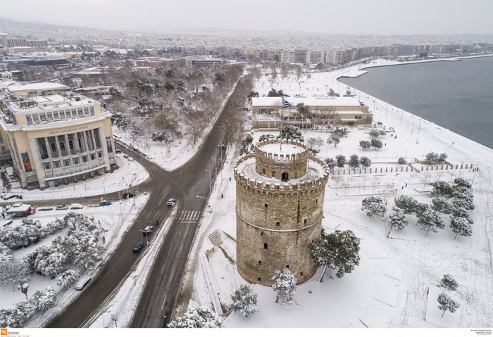 Αεροφωτογραφίες της χιονισμένης Θεσσαλονίκης