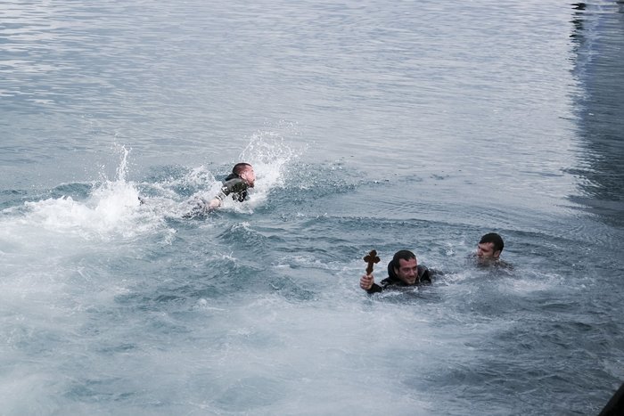 Στο λιμάνι της Καμαριώτισσας ο Τσίπρας για τα Φώτα - εικόνα 3