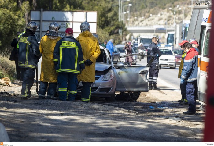 Θεσσαλονίκη: Ένας νεκρός από φωτιά σε όχημα στην περιφερειακή οδό