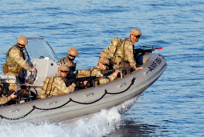 Γαλάζια Πατρίδα: Οι κομάντος και το TCG Bayraktar [Εικόνες] - εικόνα 4