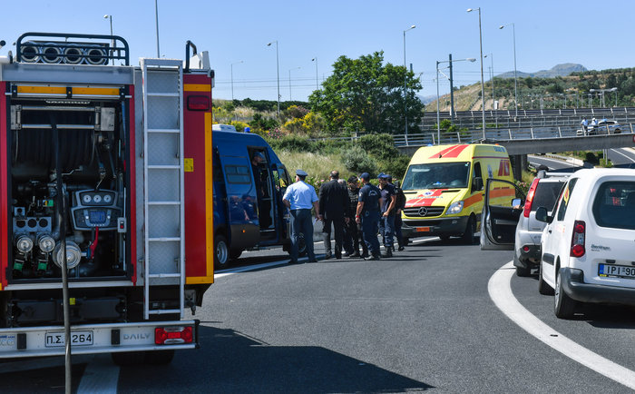 Στην κλούβα και ο 43χρονος που κατηγορείται για αποπλάνηση της 14χρονης - εικόνα 2