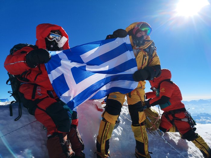 Οι πρώτες Ελληνίδες που ανέβηκαν στη «στέγη του κόσμου» - εικόνα 2