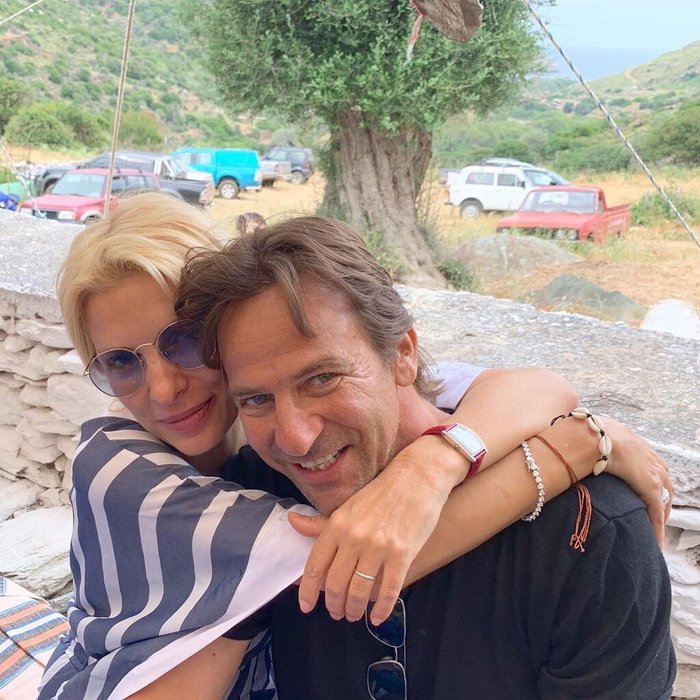 Ελένη Μενεγάκη: Το άλογο και η υπέροχη βουτιά της κόρης της [Εικόνες]