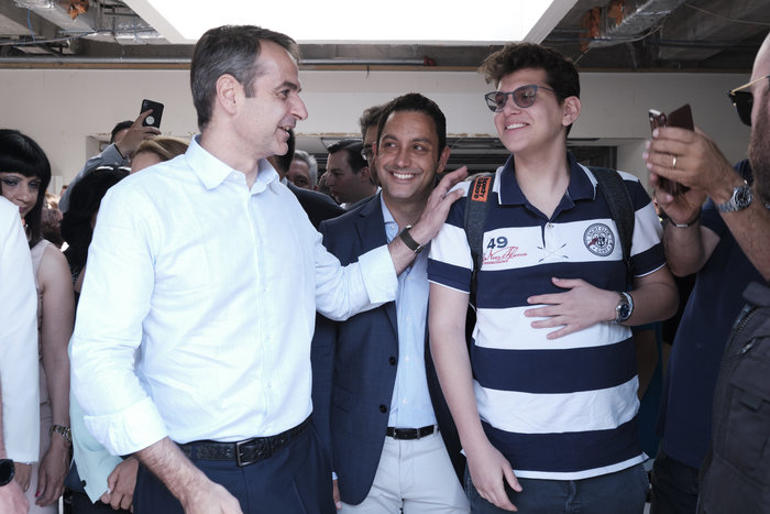 Με μήνυμα ενότητας η περιοδεία Μητσοτάκη στα Δωδεκάνησα - εικόνα 5