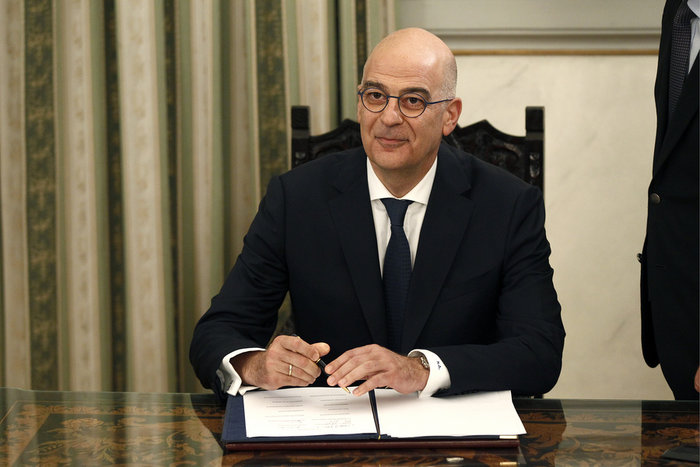 Ορκίστηκε η νέα κυβέρνηση του Κυριάκου Μητσοτάκη [φωτογραφίες] - εικόνα 15