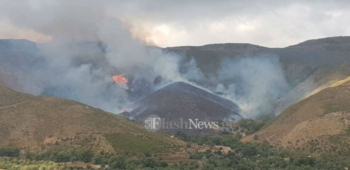 Υπό έλεγχο η φωτιά στα Χανιά