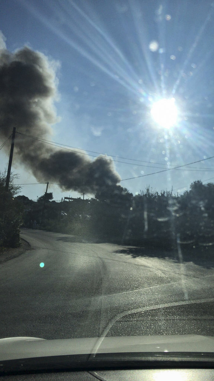 Χάος στη Μόρια: Τουλάχιστον ένας νεκρός, φόβοι για περισσότερους