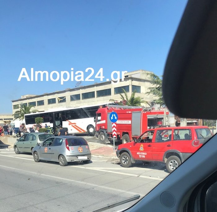 Τροχαίο με λεωφορείο των ΚΤΕΛ στη Θεσσαλονίκη- 12 τραυματίες - εικόνα 2