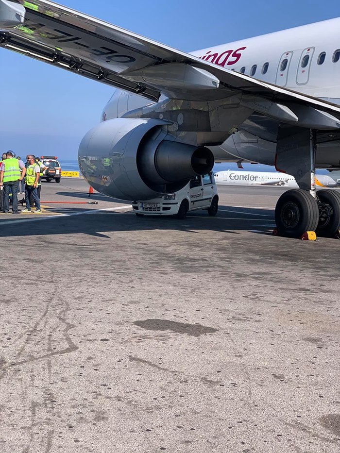 Απίστευτο: Αεροπλάνο τράκαρε με αυτοκίνητο στο Ηράκλειο
