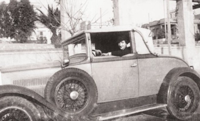 Ο δεύτερος θάνατος και η ανάσταση της Ελένης Παπαδάκη