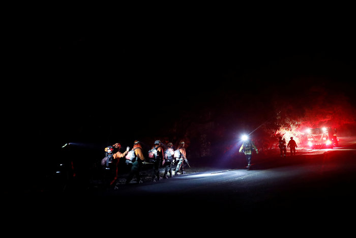 Οι φωτιές στην Καλιφόρνια απειλούν τις συνοικίες των celebrities - εικόνα 3