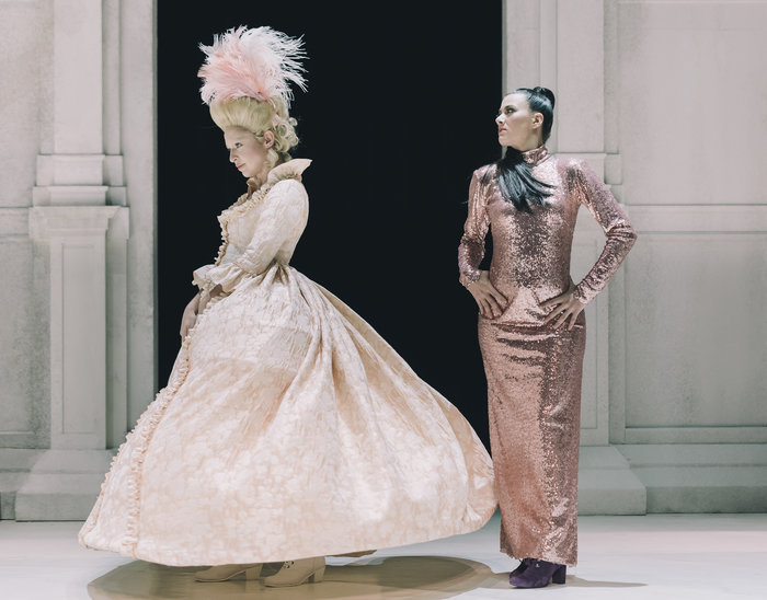 To καινούργιο σπίτι του Γκολντόνι στη σκηνή Κοτοπούλη