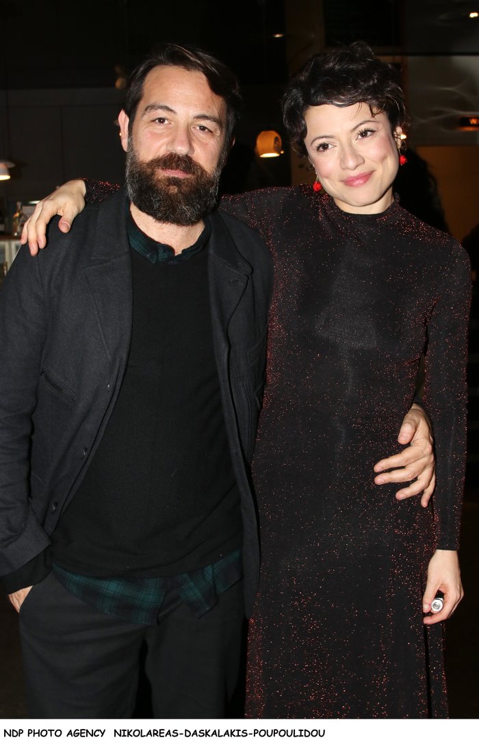 Με ποια κούκλα ηθοποιό του Alpha είναι παντρεμένος ο «γιατρός» από Το Νησί - εικόνα 7