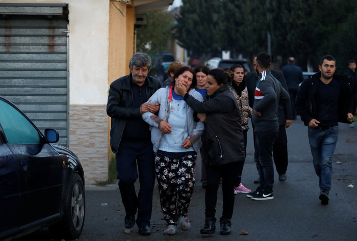 Αλβανία: Συγκλονίζουν οι διασωθέντες - Σοκ με 9μελη οικογένεια - εικόνα 2