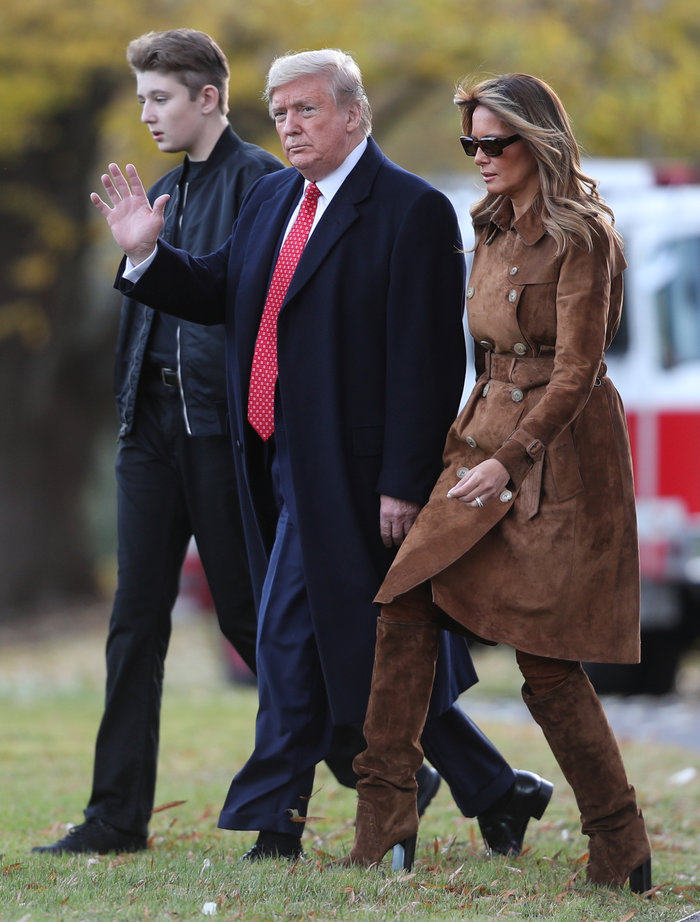 Μελάνια Τραμπ: Πώς συνδύασε τρεις τάσεις της σεζόν σε μία σούπερ εμφάνιση - εικόνα 2