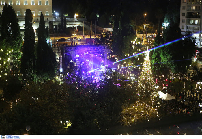Όλα όσα έγιναν στην τελετή φωταγώγησης του Συντάγματος [φωτο] - εικόνα 5