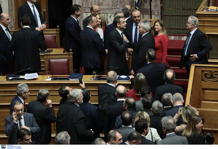 Τα παρασκήνια του προϋπολογισμού -Ολα όσα έγιναν στη Βουλή