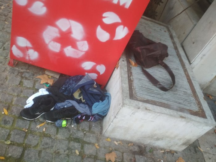 Κολωνάκι: Λήξη συναγερμού, έγινε ελεγχόμενη έκρηξη [εικόνες] - εικόνα 3