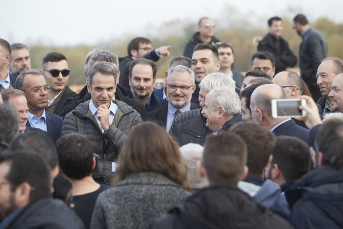 Επιθεώρηση Μητσοτάκη στις εργασίες του αυτοκινητοδρόμου Ε65 - εικόνα 2