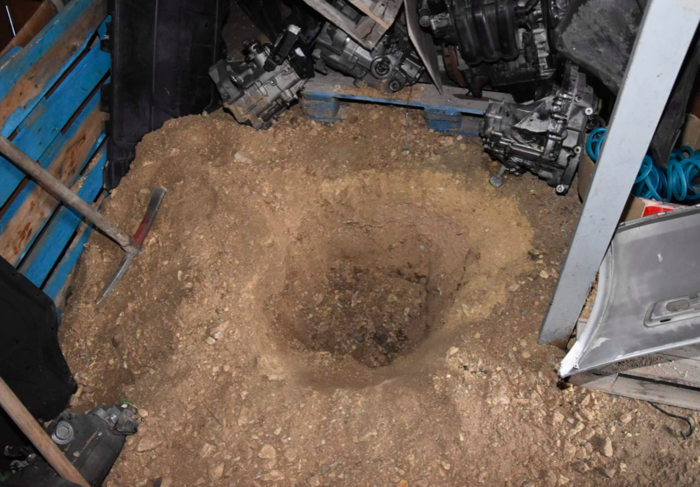 Πού έκρυβαν τα λεφτά οι δράστες της εικονικής ληστείας [φωτό] - εικόνα 4