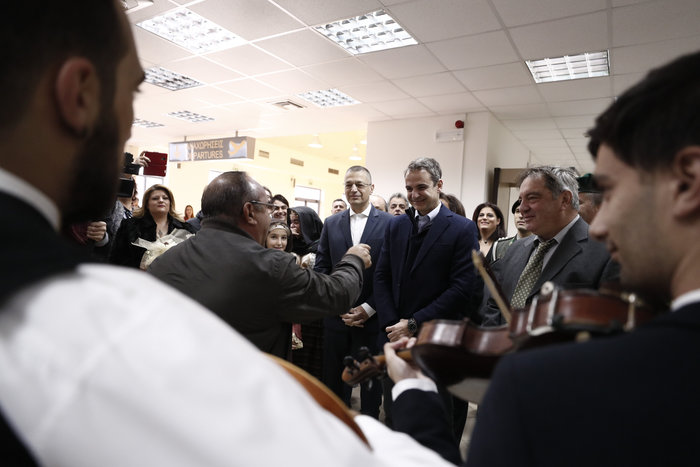 Μητσοτάκης: «Θα υπερασπιστούμε με κάθε μέσο τα εθνικά δίκαια» - εικόνα 2