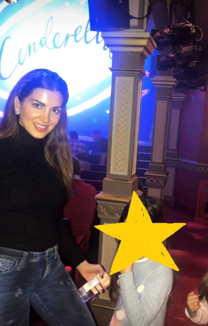 Σταματίνα Τσιμτσιλή: Γιορτές στο Λονδίνο με τον σύζυγο και τα 3 παιδιά της