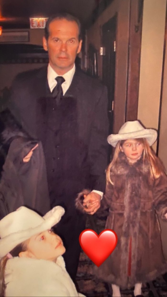 O Πέτρος Κωστόπουλος έχει γενέθλια & οι κόρες του κάνουν πάρτι [Εικόνες]