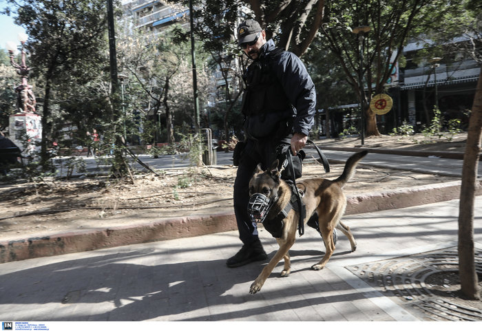 Σε εφαρμογή το νέο επιχειρησιακό σχέδιο της αστυνομίας στα Εξάρχεια - εικόνα 8