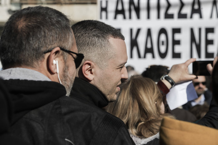 Οι νησιώτες έδιωξαν Κασιδιάρη και Λαγό από το συλλαλητήριο [βίντεο] - εικόνα 6