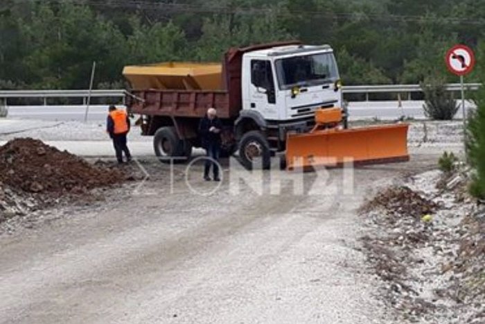 Λέσβος: Ο δήμος απέκλεισε την πρόσβαση στην επιταγμένη περιοχή - εικόνα 3