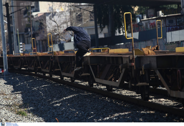 Αμαξοστάσιο Ρέντη: Αποχώρησαν οι καταληψίες- Ξεκινούν δρομολόγια
